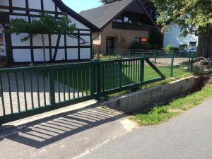 Natursteinmauern, Rollrasen, Pflasterflächen und Zaunbau, Dirk Prothmann Garten- und Landschaftsbau, Hille