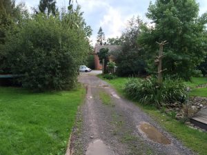 Wassergebundene Wegedecke in beige, Dirk Prothmann Garten- und Landschaftsbau, Hille