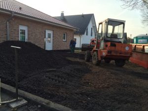 Außenanlage an einem Neubau, Dirk Prothmann Garten- und Landschaftsbau, Hille