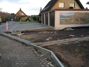 Außenanlage an einem Neubau, Dirk Prothmann Garten- und Landschaftsbau, Hille